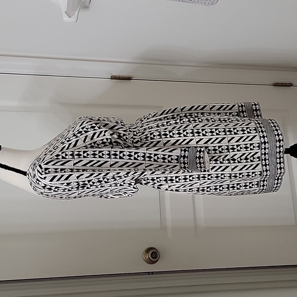 Madewell Size 0 Black and Ivory 100% Silk Geometric Pattern Dress Exc. Used Cond - Picture 7 of 14